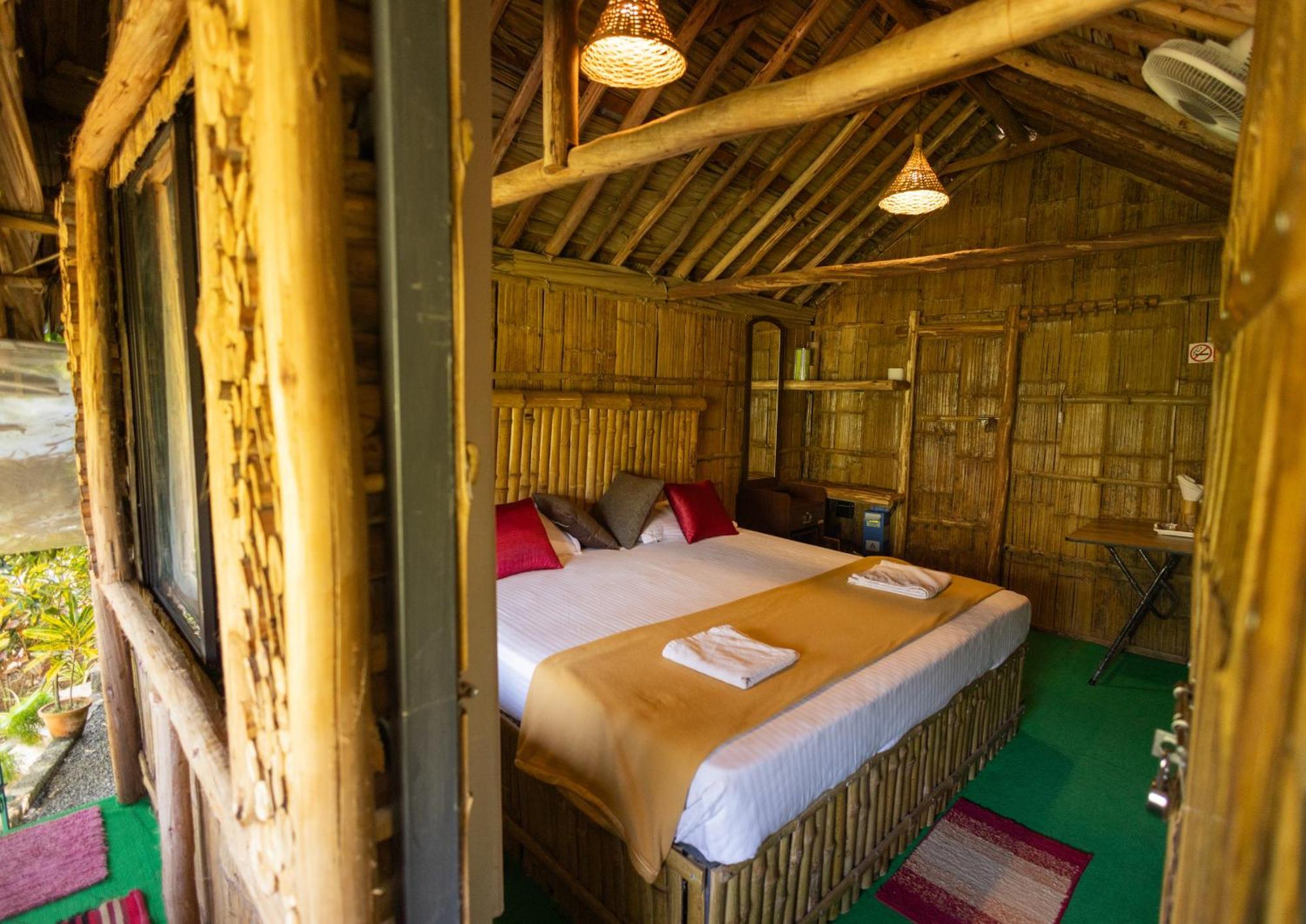 Fab - Bamboo Hut With Open Shower Munnar Esterno foto
